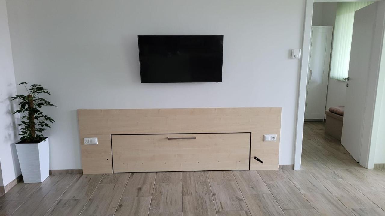 Ferienwohnung Albel Фельден-ам-Вёртер-Зе Экстерьер фото